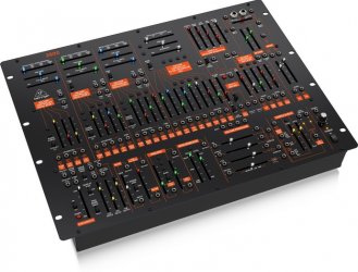 BEHRINGER 2600